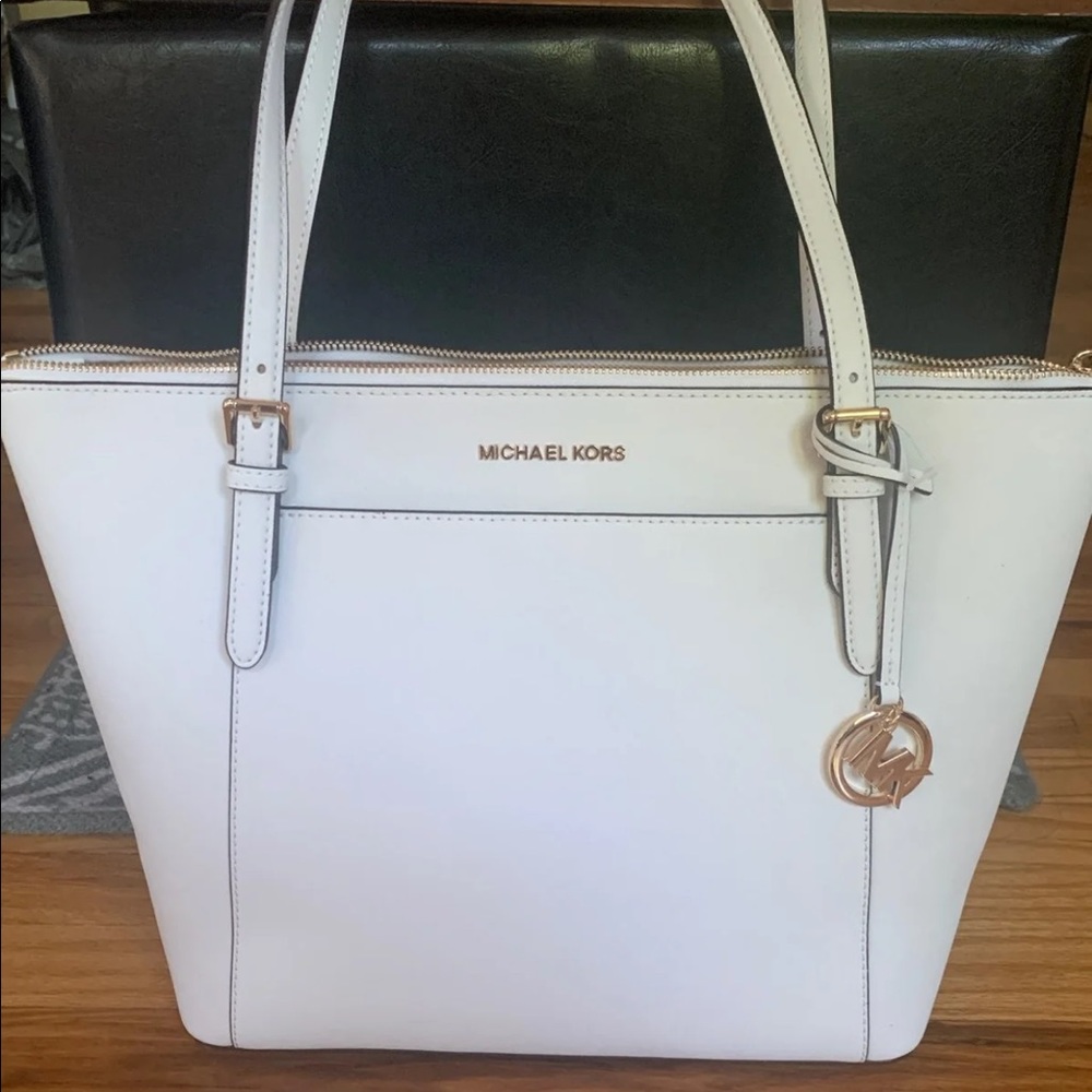 Michael Kors Tote